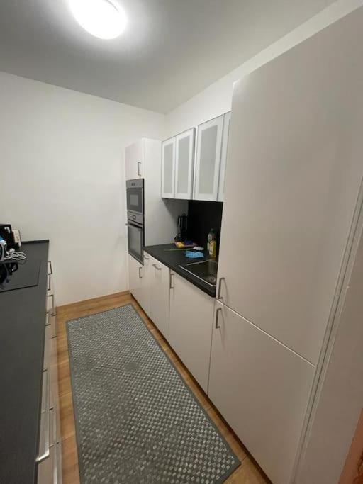Rr-Rooms Ferienwohnung Юденбург Екстериор снимка